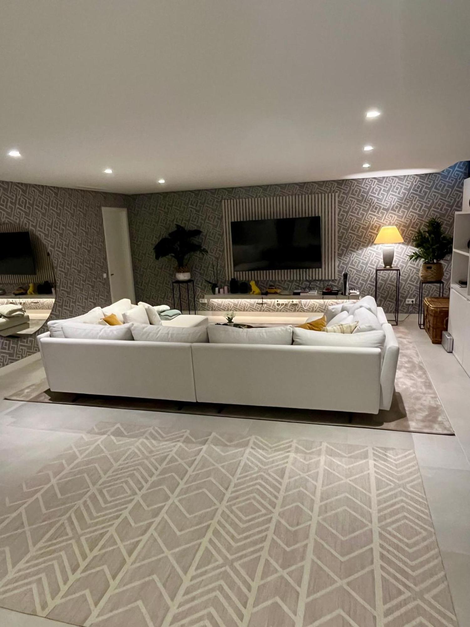 Martine, Nueva Andalucia, Holiday home