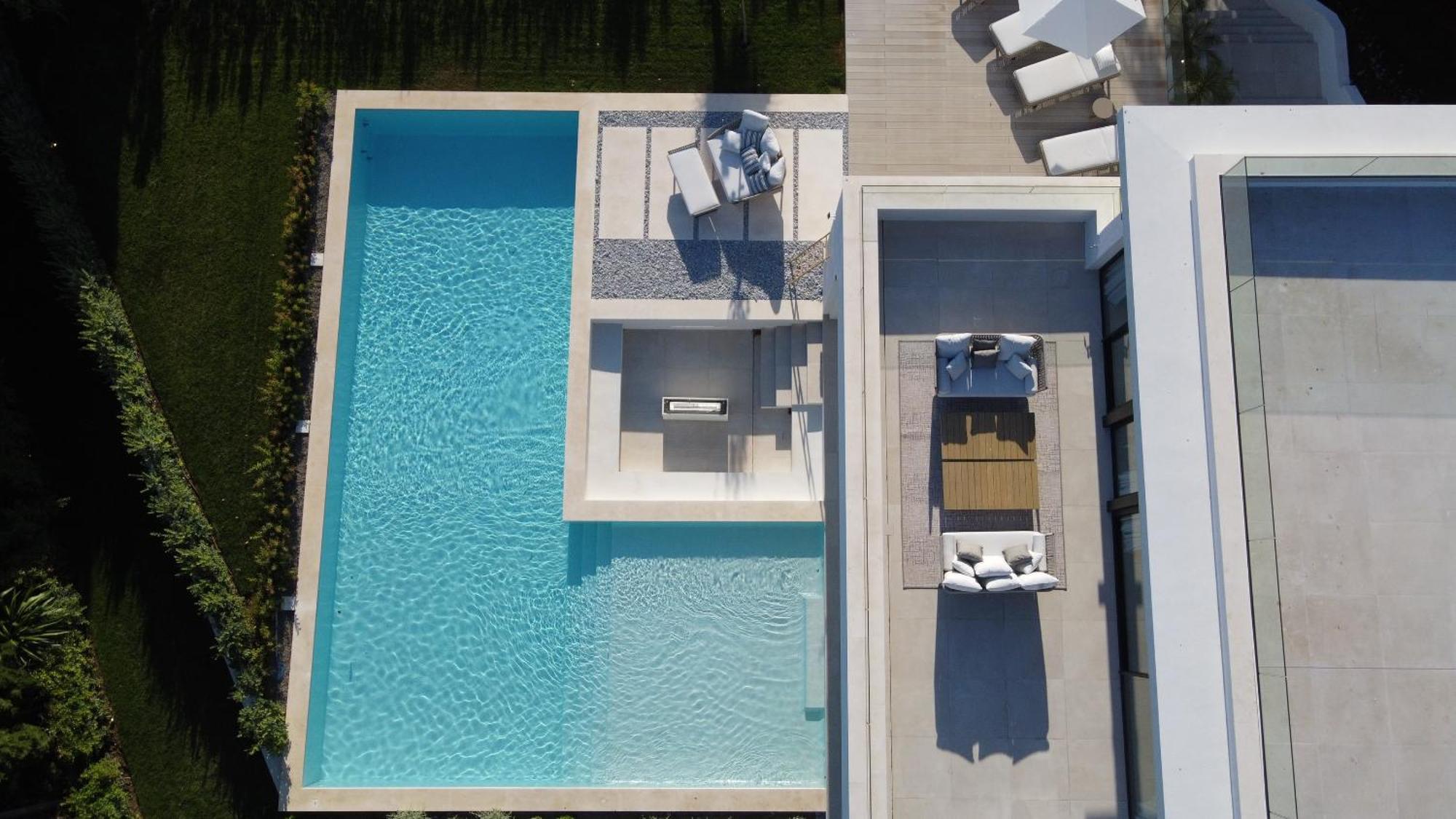 Martine, Nueva Andalucia, Holiday home *