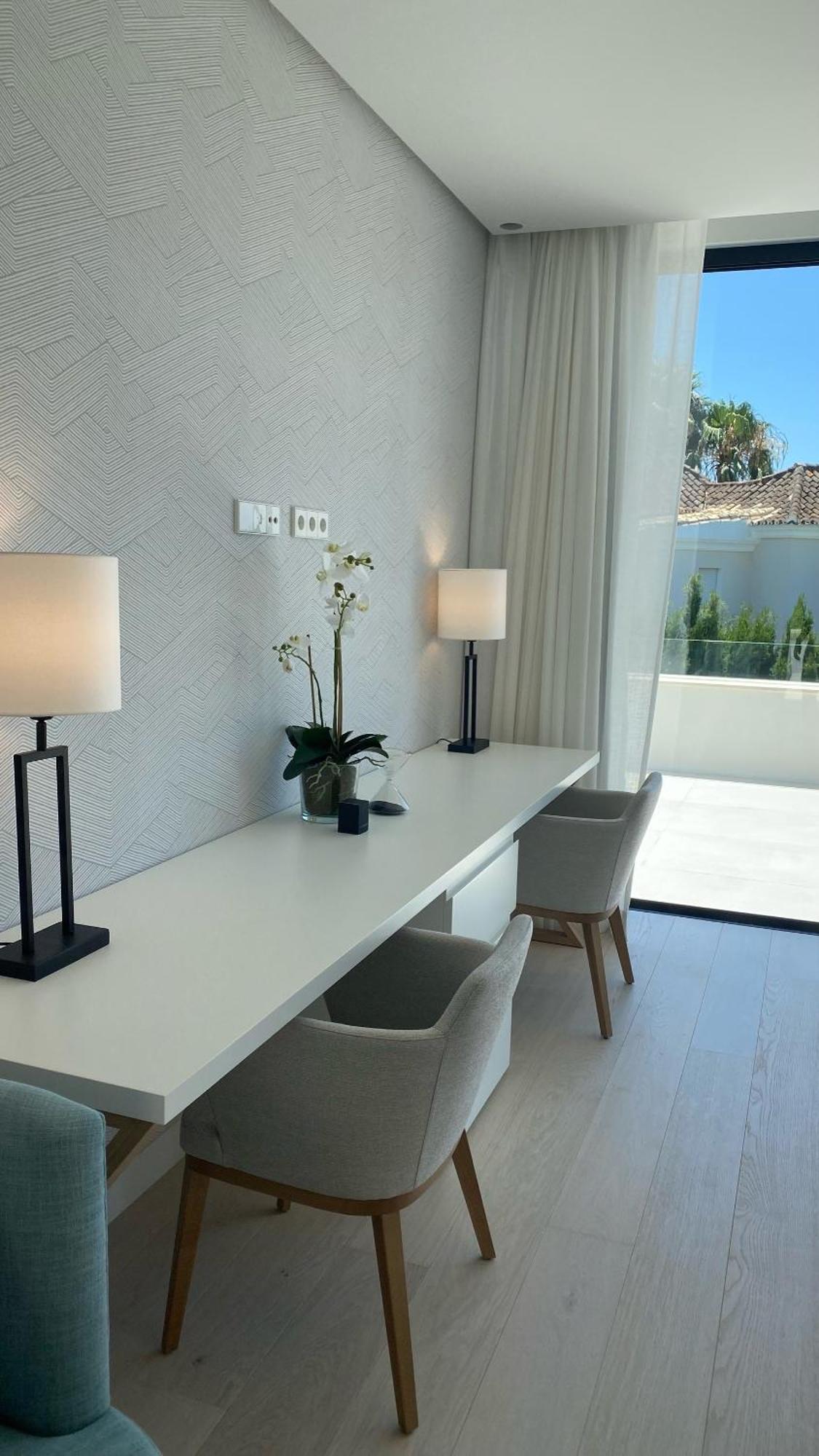 Martine, Nueva Andalucia, Marbella