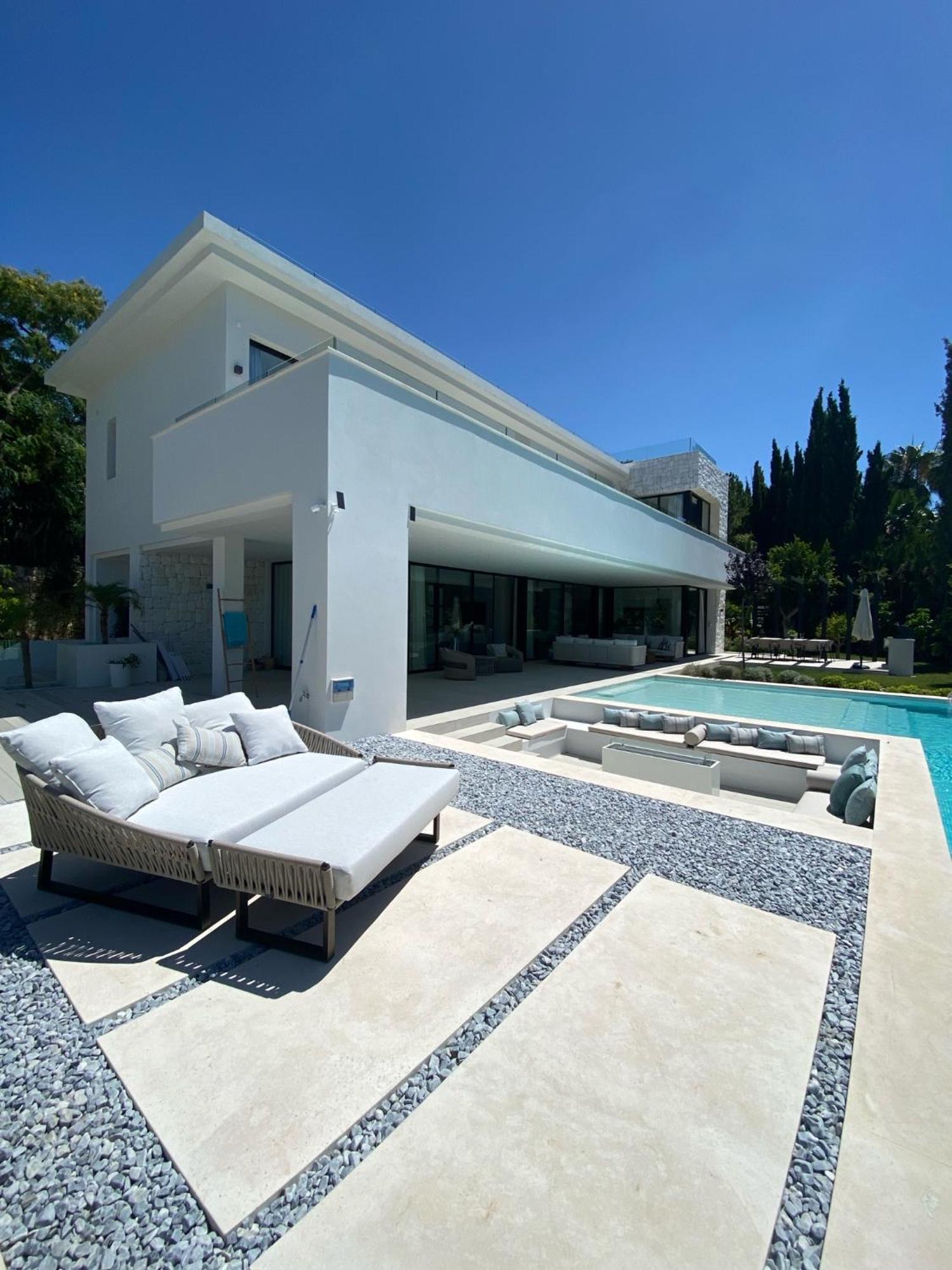 Martine, Nueva Andalucia, Marbella